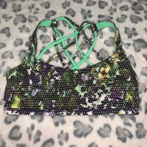 Lululemon classic strappy back bra size 6